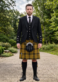 Traditional_Justus_Black_Gold_Tartan_Kilt_and_Argyle_Jacket_Kilt_Outfit_front_image