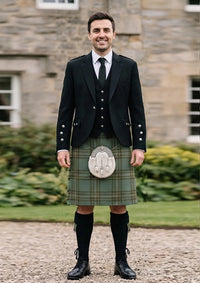Traditional_Kelly_tartan_6394_Kilt_and_Argyle_Jacket_Kilt_Outfit_front_image
