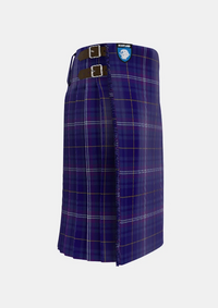 Traditional_Kilmarnock_Football_Club_right_image_with_pleated_design_and_adjustable_buckles_for_men
