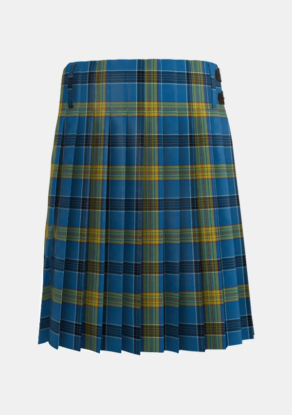 Traditional_Laing_Tartan_kilt_6096_back_image_with_pleated_design_and_adjustable_buckles_for_men