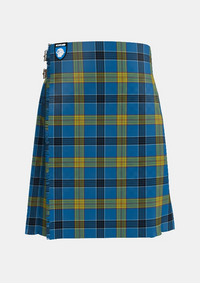 Traditional_Laing_Tartan_kilt_6096_front_image_with_pleated_design_and_adjustable_buckles_for_men