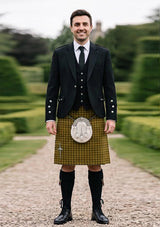 Traditional_Lauder_tartan_1718_Kilt_and_Argyle_Jacket_Kilt_Outfit_front_image