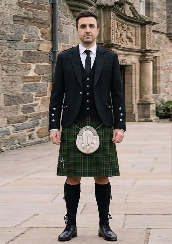 Traditional_Lawson_William_Tartan_3285_Kilt_and_Argyle_Jacket_Kilt_Outfit_front_image