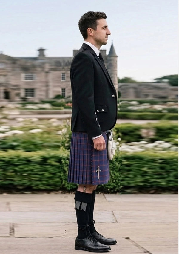 Traditional_MacLaine_of_Lochbuie_Tartan_Kilt_and_Argyle_Jacket_Kilt_Outfit_right_image