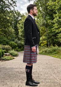 Traditional_MacNamara_Tartan_6432_Kilt_and_Argyle_Jacket_Kilt_Outfit_right_image