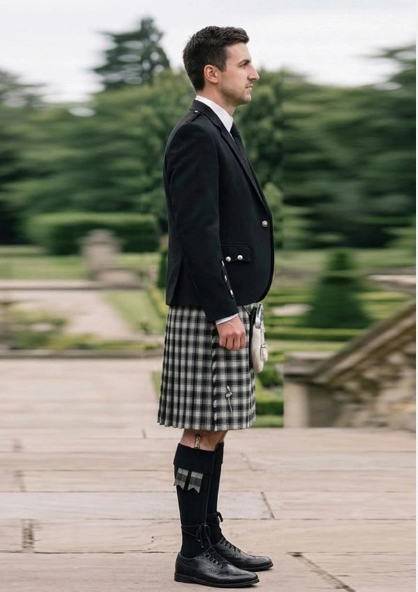 Traditional_MacPhee_Tartan_1252_Kilt_and_Argyle_Jacket_Kilt_Outfit_right_image