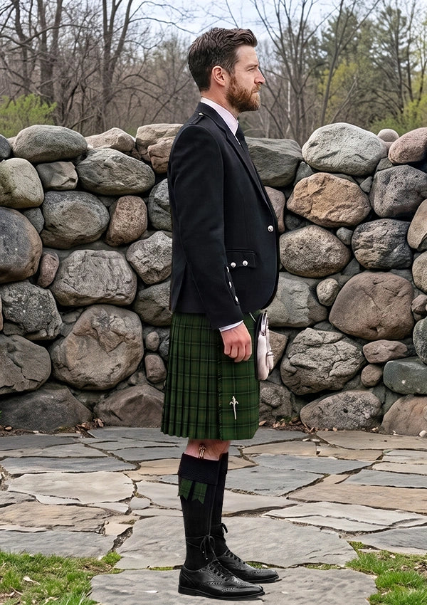 Traditional_MacSween_Hunting_Tartan_10888_Kilt_and_Argyle_Jacket_Kilt_Outfit_right_image
