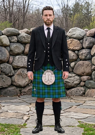 Traditional_Mack_Original_Tartan_6209_Kilt_and_Argyle_Jacket_Kilt_Outfit_front_image
