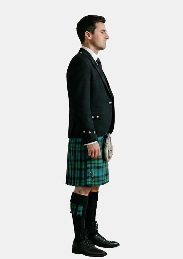 Traditional_Mackay_Ancient_Tartan_Kilt_and_Argyle_Jacket_Kilt_Outfits_right_image