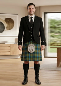 Traditional_Maclellan_tartan_323_Kilt_and_Argyle_Jacket_Kilt_Outfit_front_image