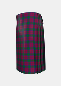 Traditional_McGlynn_Tartan_6020_kilt_left_image_with_pleated_design_and_adjustable_buckles_for_men