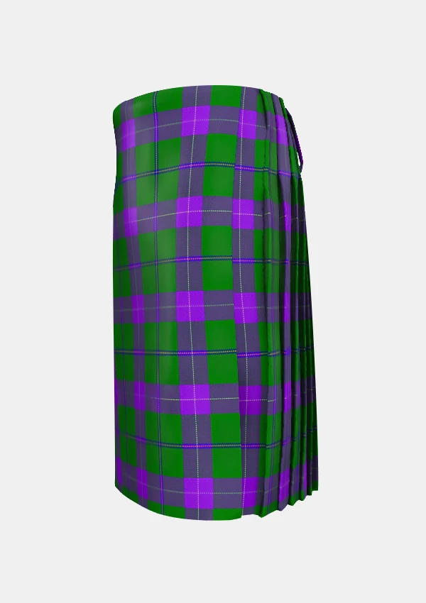 Traditional_McGuinness_Tam_Tartan_10581_kilt_left_image_with_pleated_design_and_adjustable_buckles_for_men