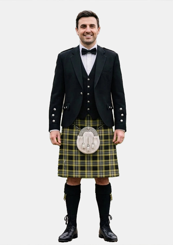 Traditional_McIntyre_Collegium_tartan_12730_Kilt_and_Argyle_Jacket_Kilt_Outfits_front_image