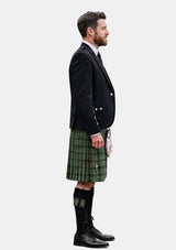 Traditional_Michigan_Tartan_Kilt_and_Argyle_Jacket_Kilt_Outfits_right_image