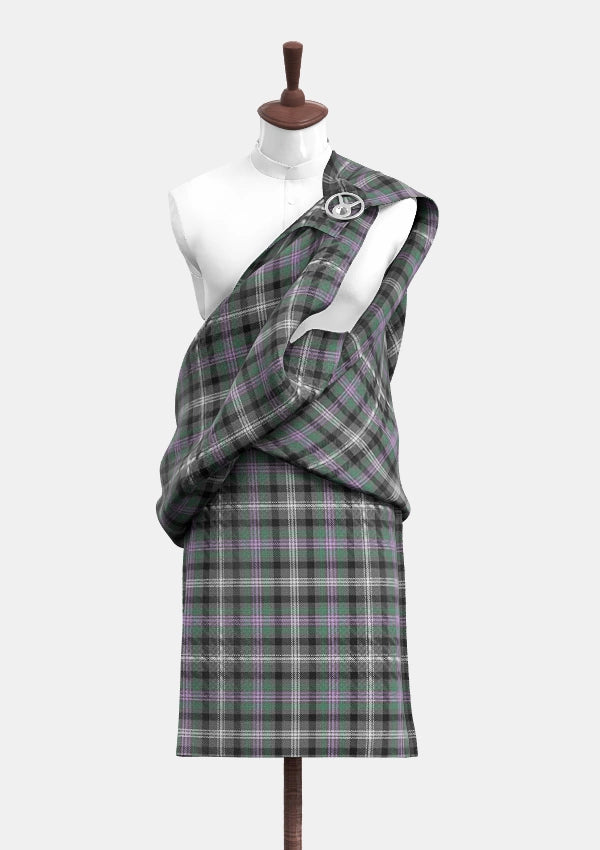 Traditional_Midnight_Thistle_Tartan_7499_Great_Kilt_front_image