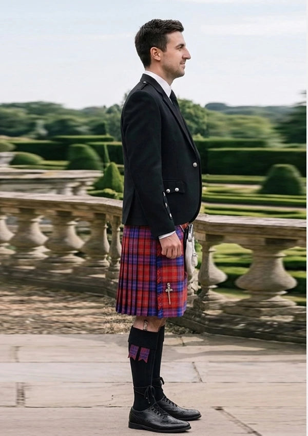 Traditional_Moir_Tartan_10326_Kilt_and_Argyle_Jacket_Kilt_Outfit_right_image