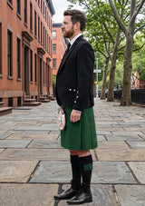 Traditional_Mull_Tartan_162_Kilt_and_Argyle_Jacket_Kilt_Outfit_left_image