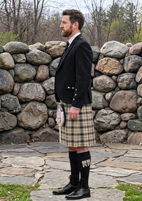 Traditional_New_Forest_Winter_Tartan_Kilt_and_Argyle_Jacket_Kilt_Outfit_left_image