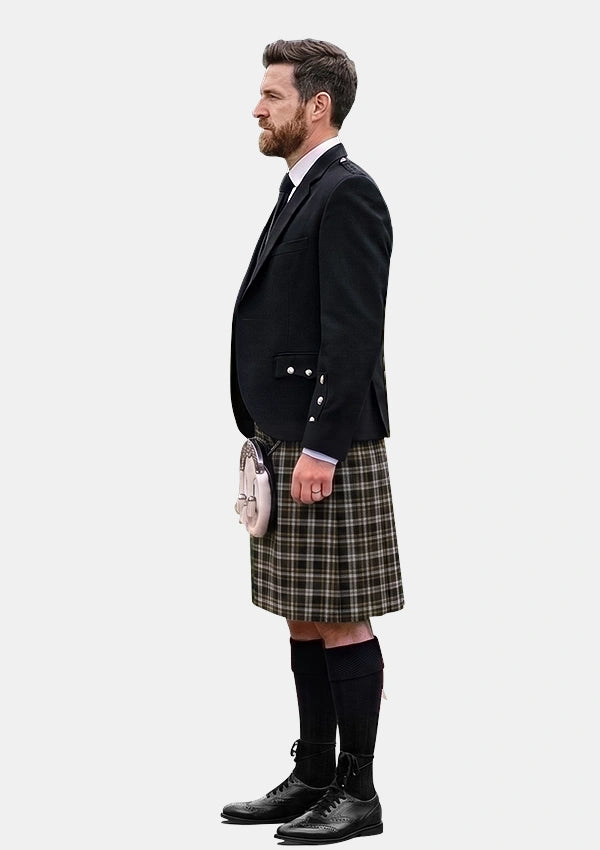 Traditional_Newcastle_Tartan_3984_Kilt_and_Argyle_Jacket_Kilt_Outfits_left_image