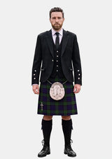 Traditional_Newman_Tartan_2629_Kilt_and_Argyle_Jacket_Kilt_Outfits_front_image