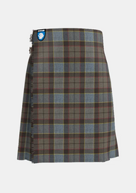 Traditional_Outlander_tartan_front_image_with_pleated_design_and_adjustable_buckles_for_men