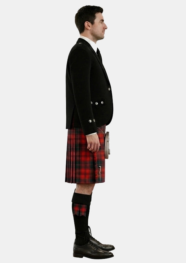 Traditional_Robertson_tartan_Kilt_and_Argyle_Jacket_Kilt_Outfits_right_image