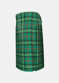 Traditional_Ross_Hunting_tartan_left_image_with_pleated_design_and_adjustable_buckles_for_men