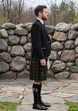 Traditional_Ross_Ryan_Tartan_7637_Kilt_and_Argyle_Jacket_Kilt_Outfit_right_image