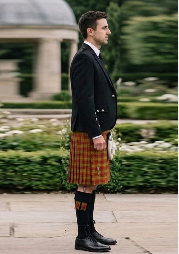 Traditional_Scrymgeour_Tartan_1627_Kilt_and_Argyle_Jacket_Kilt_Outfit_right_image