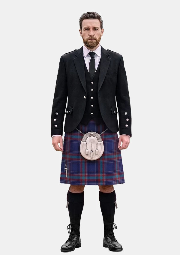 Traditional_Selkirk_Tartan_2304_Kilt_and_Argyle_Jacket_Kilt_Outfits_front_image
