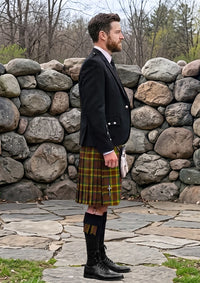 Traditional_Shannon_Tartan_7725_Kilt_and_Argyle_Jacket_Kilt_Outfit_right_image