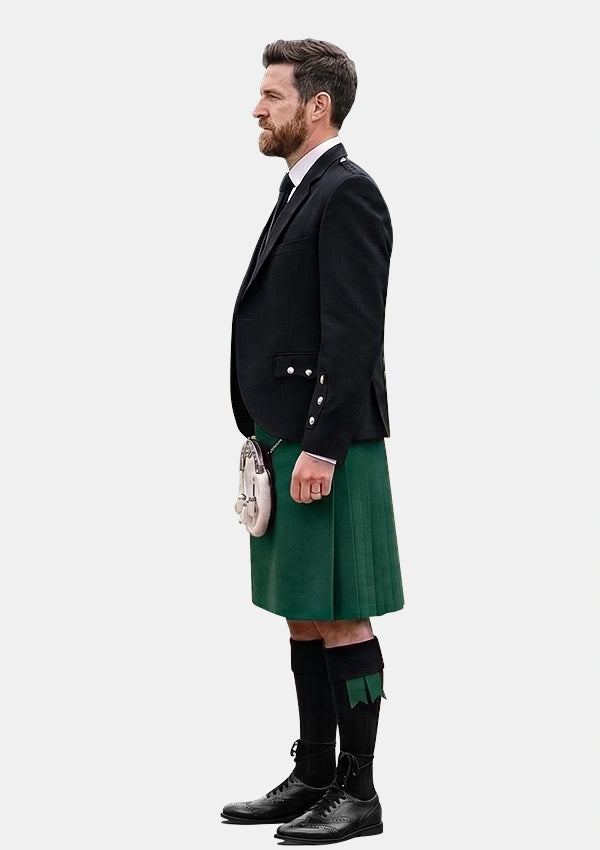 Traditional_Solid_Green_Tartan_Kilt_and_Argyle_Jacket_Kilt_Outfits_left_image