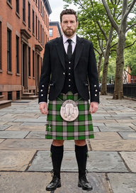 Traditional_Spanish_Shirt_Tartan_4399_Kilt_and_Argyle_Jacket_Kilt_Outfit_front_image