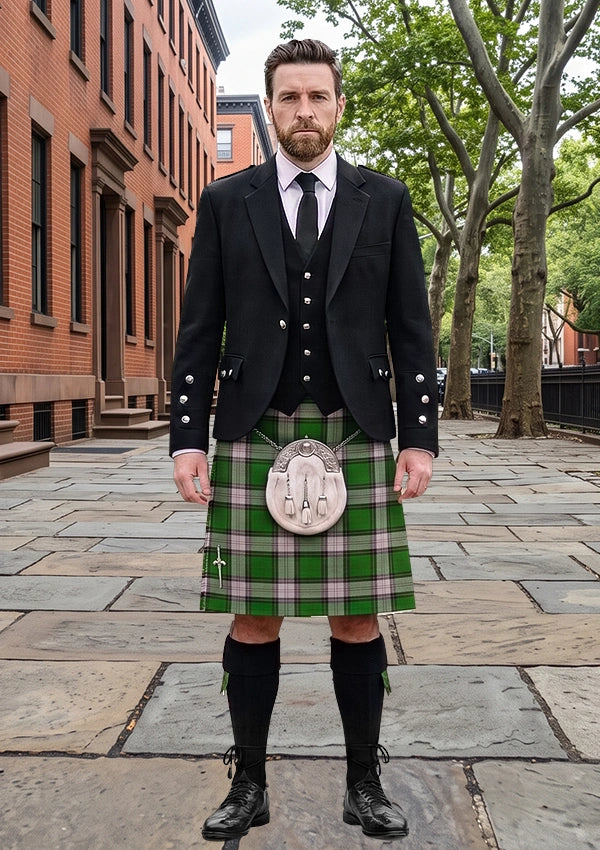 Traditional_Spanish_Shirt_Tartan_4399_Kilt_and_Argyle_Jacket_Kilt_Outfit_front_image