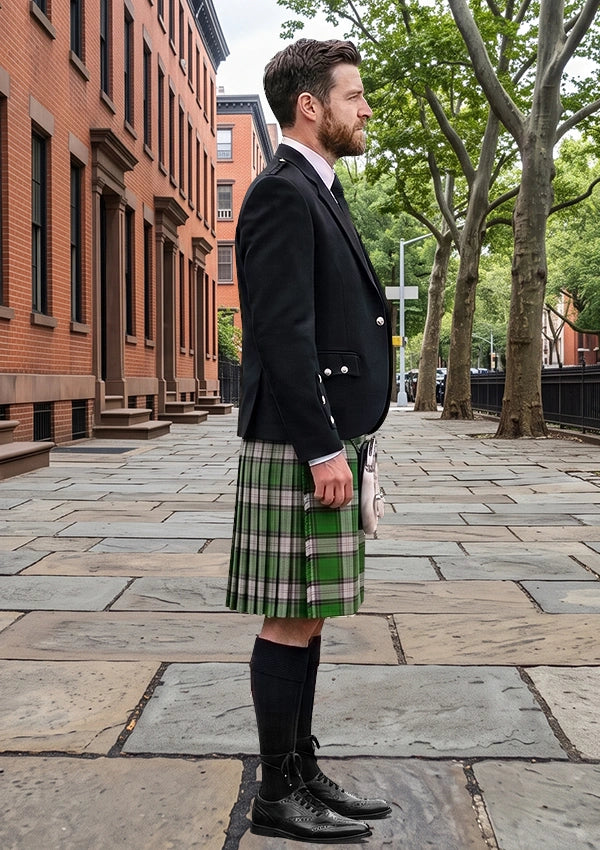 Traditional_Spanish_Shirt_Tartan_4399_Kilt_and_Argyle_Jacket_Kilt_Outfit_right_image