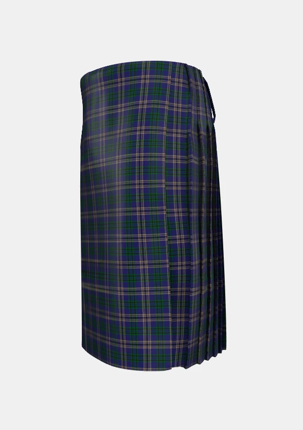Traditional_St_Andrews_University_of_2398_kilt_left_image_with_pleated_design_and_adjustable_buckles_for_men