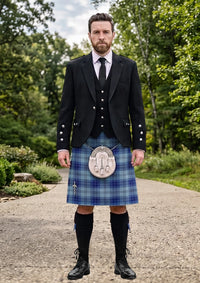 Traditional_Traynor_Tartan_6608_Kilt_and_Argyle_Jacket_Kilt_Outfit_front_image