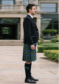 Traditional_Turnbull_Hunting_tartan_1714_Kilt_and_Argyle_Jacket_Kilt_Outfit_right_image