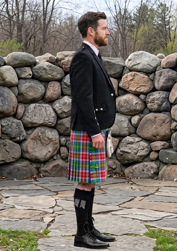Traditional_Veitch_Tartan_13071_Kilt_and_Argyle_Jacket_Kilt_Outfit_right_image