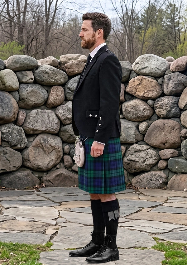 Traditional_Wallace_Blue_Tartan_46_Kilt_and_Argyle_Jacket_Kilt_Outfit_left_image