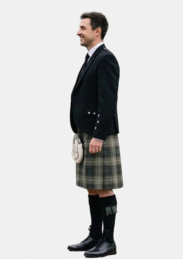 Traditional_Weathered_Patriot_tartan_Kilt_and_Argyle_Jacket_Kilt_Outfits_left_image