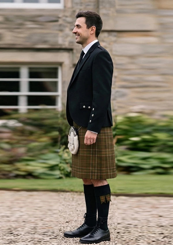 Traditional_Williams_tartan_2929_Kilt_and_Argyle_Jacket_Kilt_Outfit_left_image
