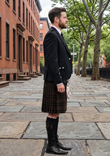 Traditional_Witchery_Tartan_14331_Kilt_and_Argyle_Jacket_Kilt_Outfit_right_image