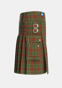 Utility_Grant_1714_Tartan_960_kilt_right_image_with_pleated_design_and_adjustable_buckles_for_men