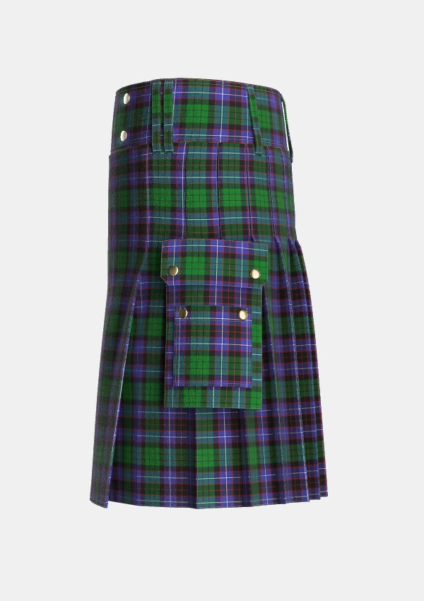 Utility_Hunter_of_Peebleshire_2_Tartan_789_kilt_left_image_with_pleated_design_and_adjustable_buckles_for_men